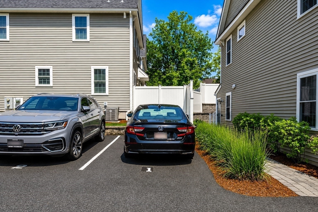 61 Vly St #1 Wakefield, MA 01880