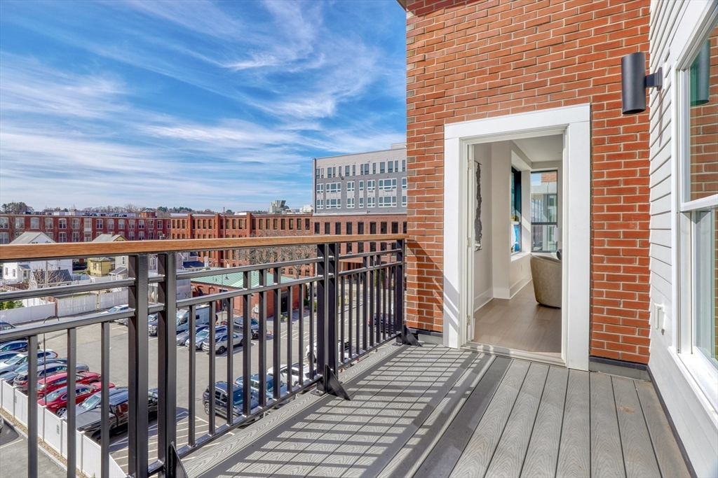 62 Foundry St #208 Wakefield, MA 01880 62 Foundry St #208 Wakefield, MA 01880