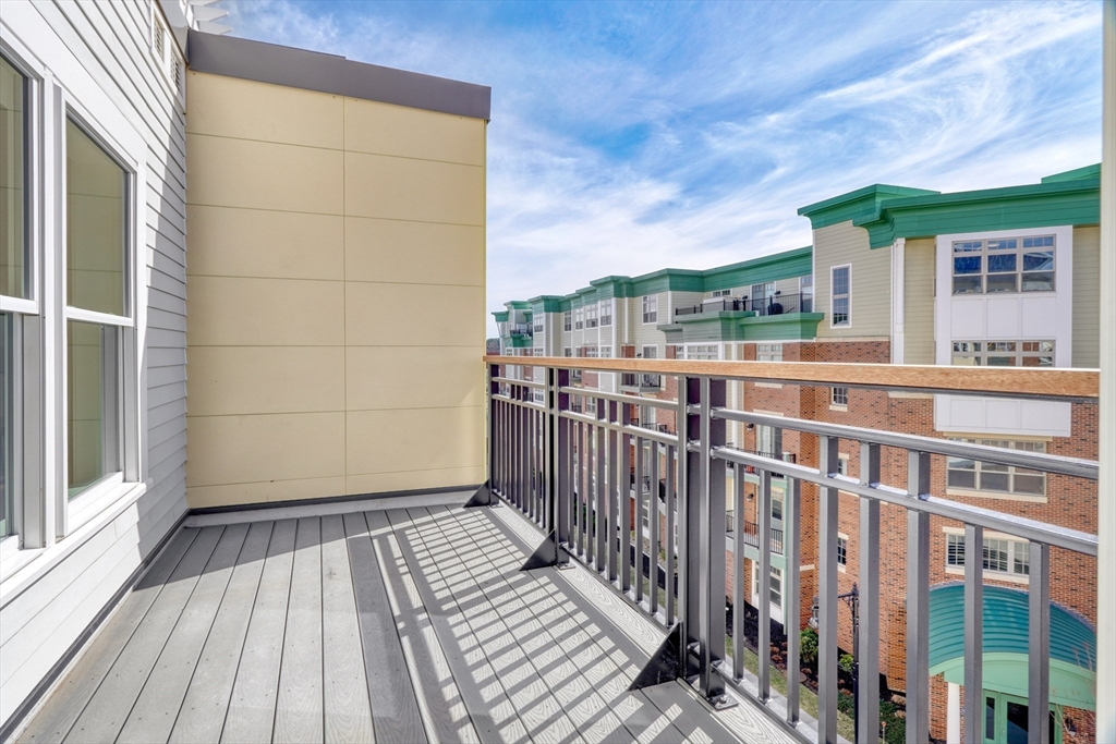 62 Foundry St #208 Wakefield, MA 01880 62 Foundry St #208 Wakefield, MA 01880