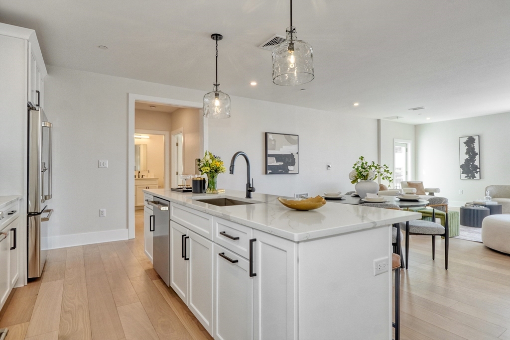 62 Foundry St #208 Wakefield, MA 01880 62 Foundry St #208 Wakefield, MA 01880