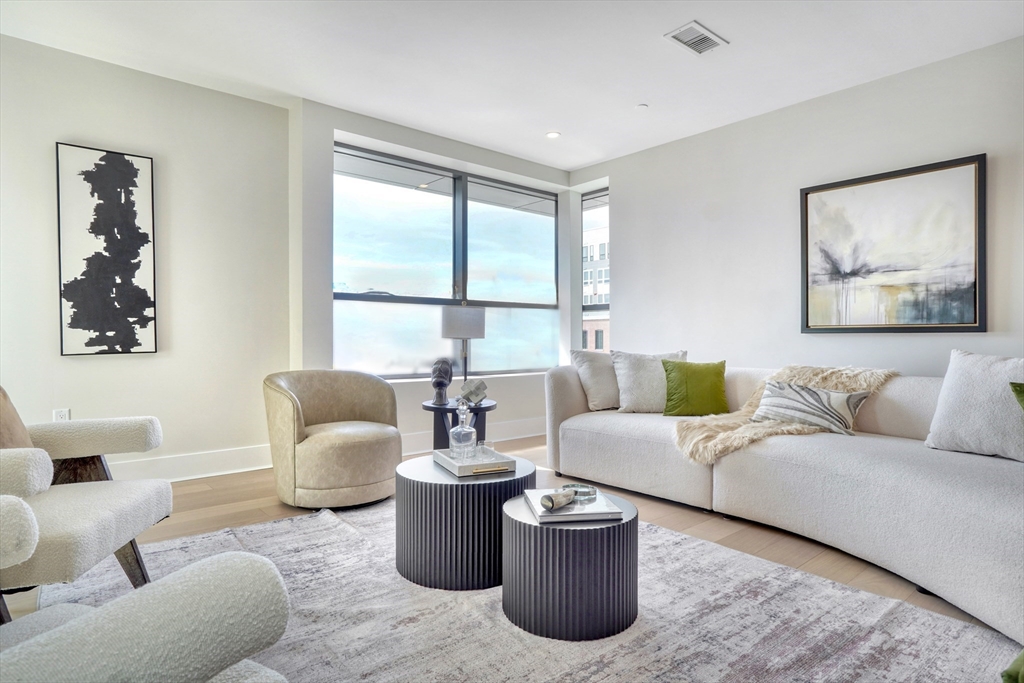 62 Foundry St #208 Wakefield, MA 01880 62 Foundry St #208 Wakefield, MA 01880