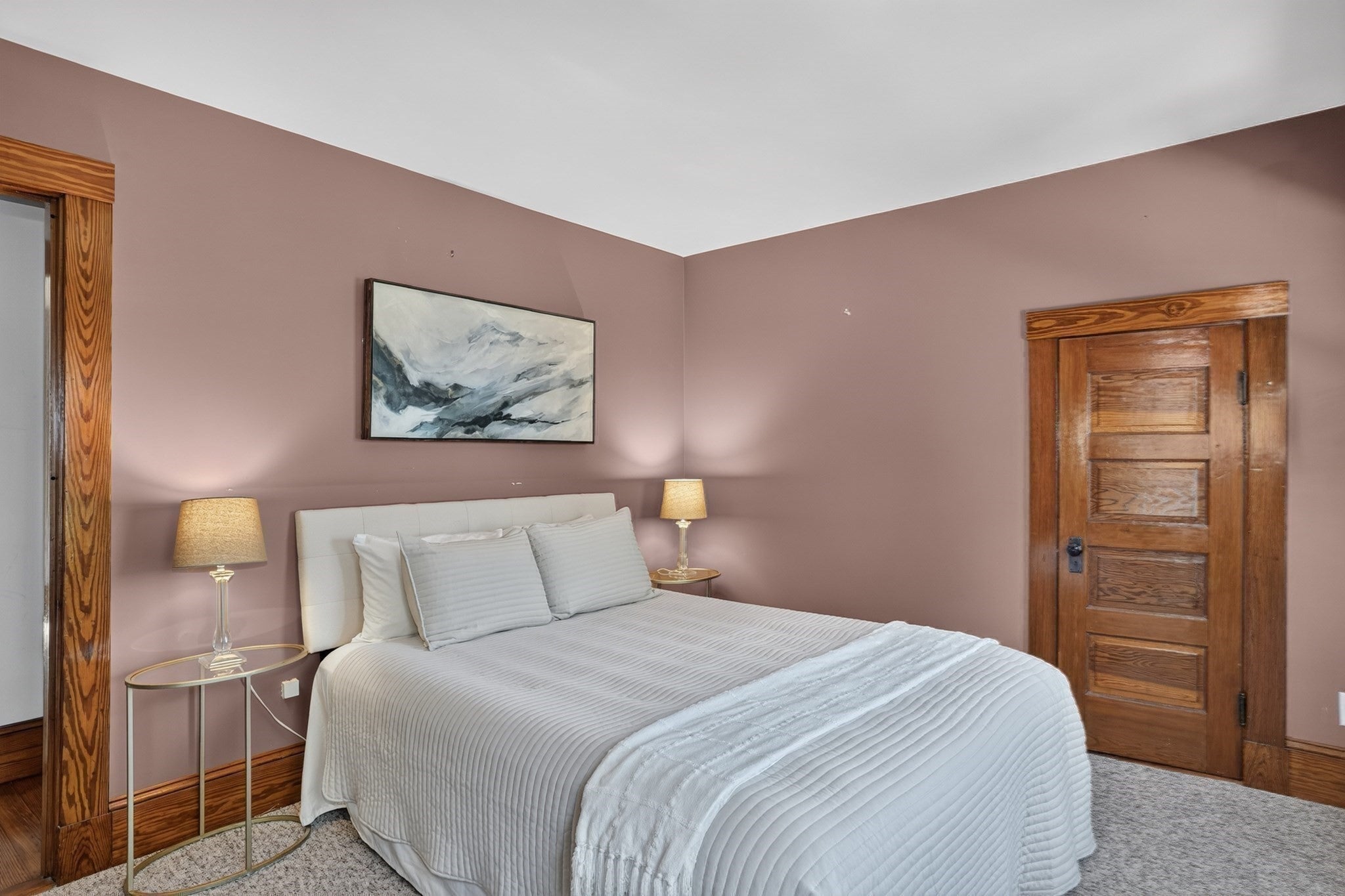1 Wakefield Ave Saugus, MA 01906