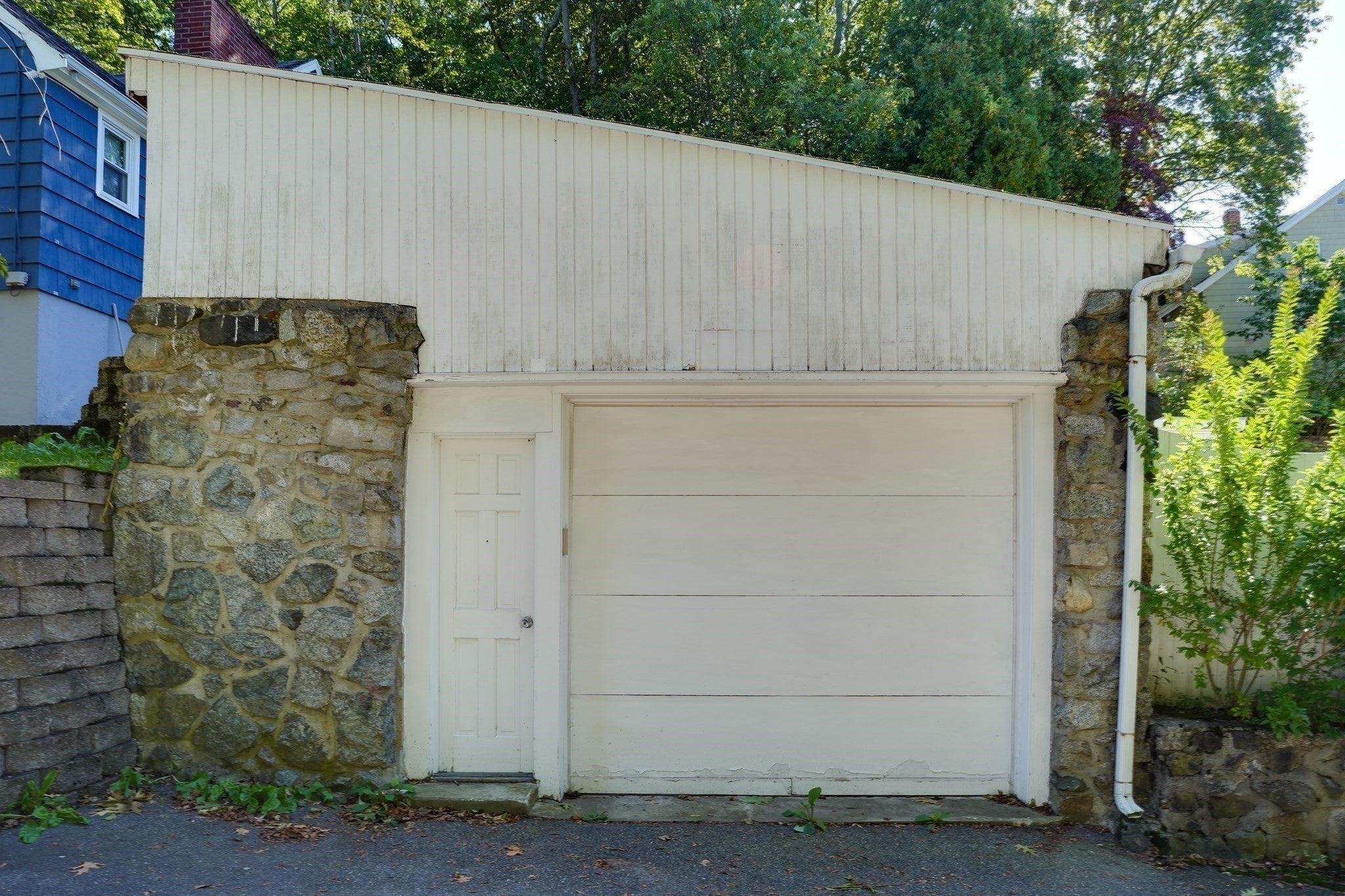 1 Wakefield Ave Saugus, MA 01906