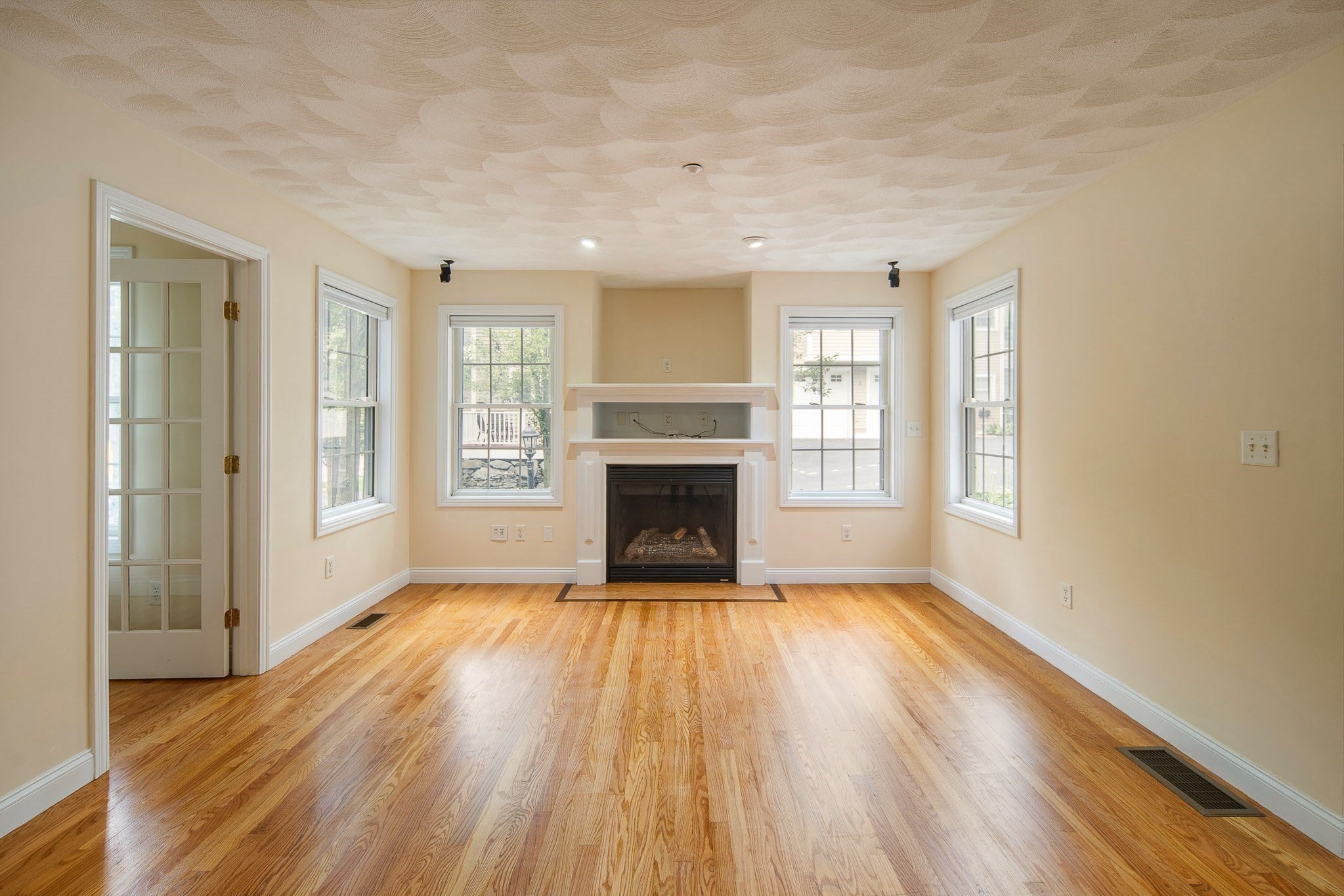 824 Main St #3 Wakefield, MA 01880