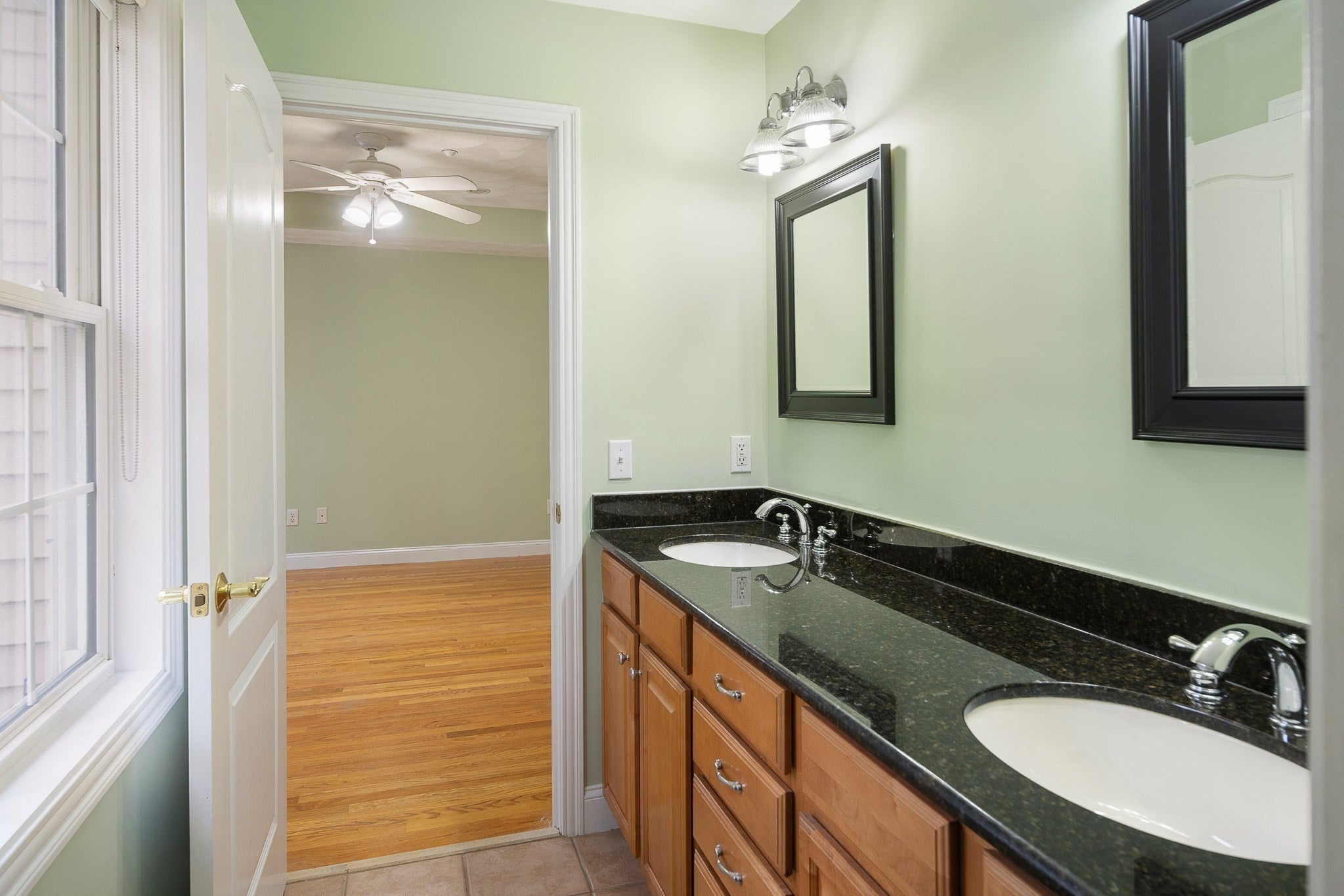 824 Main St #3 Wakefield, MA 01880