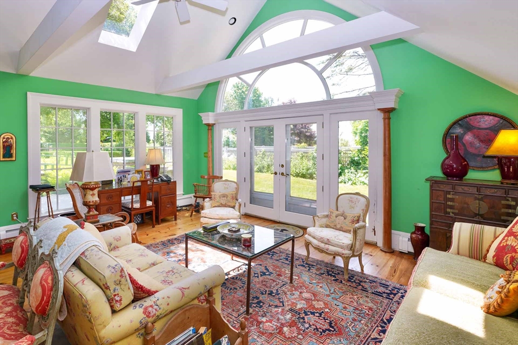1/3/5 Louis Fld Rd Edgartown, MA 02539 1/3/5 Louis Fld Rd Edgartown, MA 02539