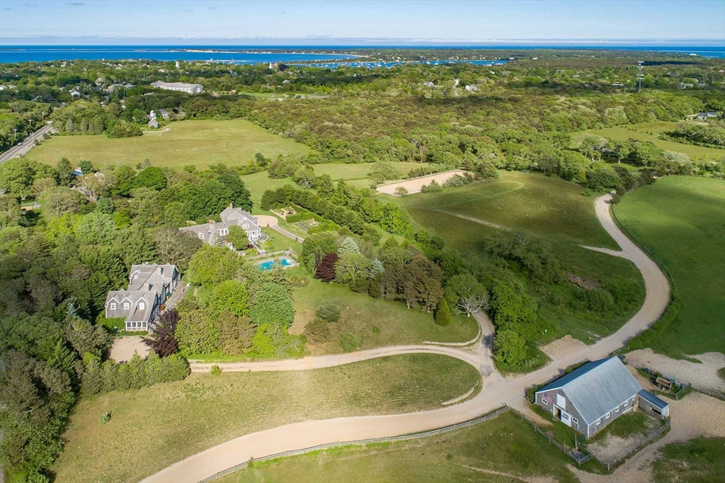 1/3/5 Louis Fld Rd Edgartown, MA 02539 1/3/5 Louis Fld Rd Edgartown, MA 02539
