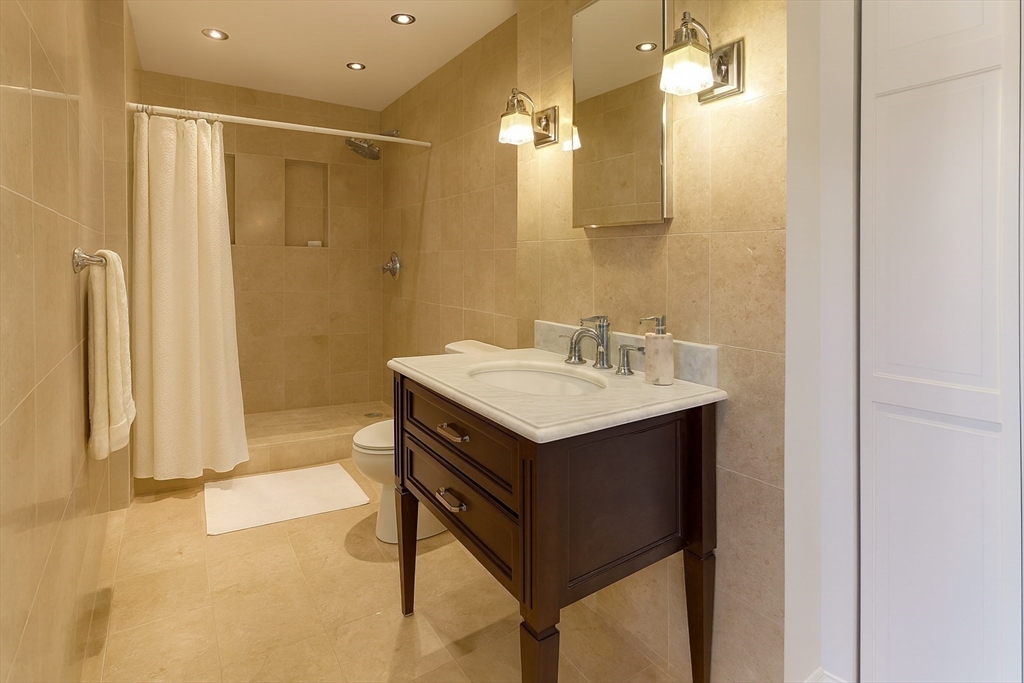 151 Tremont St #24U Boston, MA 02111