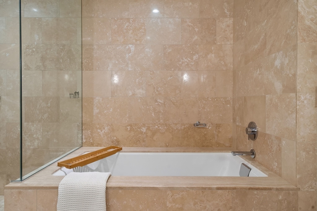 1 Franklin St #1408 Boston, MA 02110