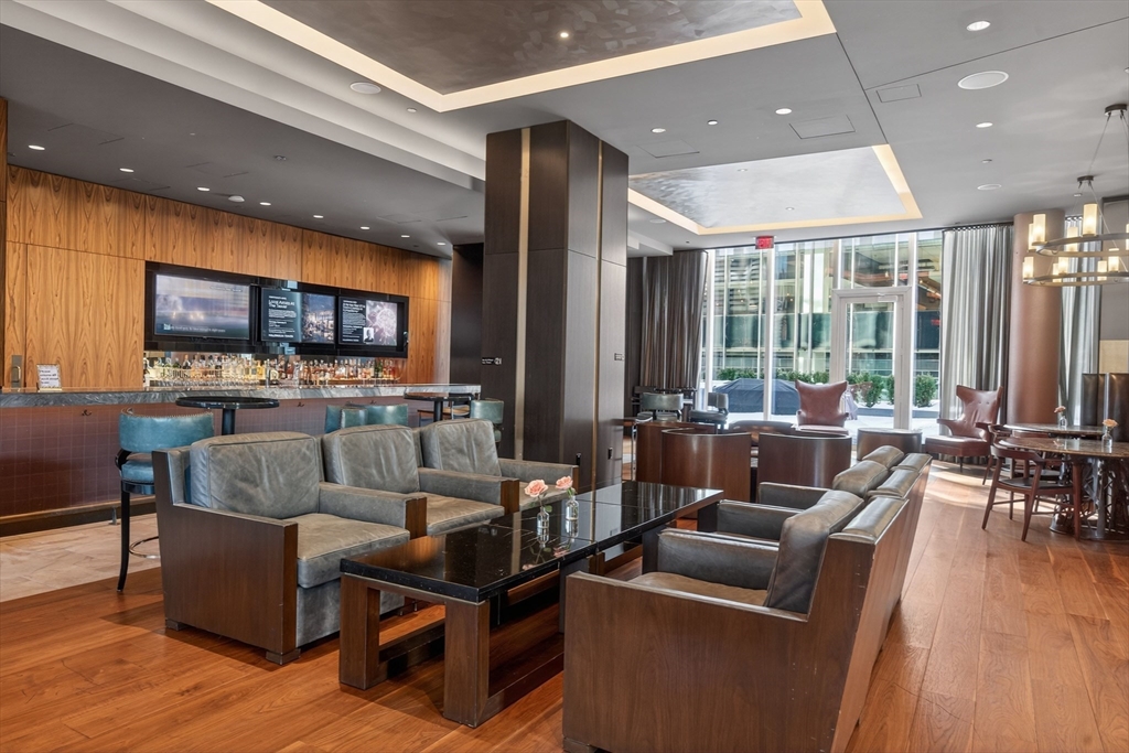 1 Franklin St #1408 Boston, MA 02110