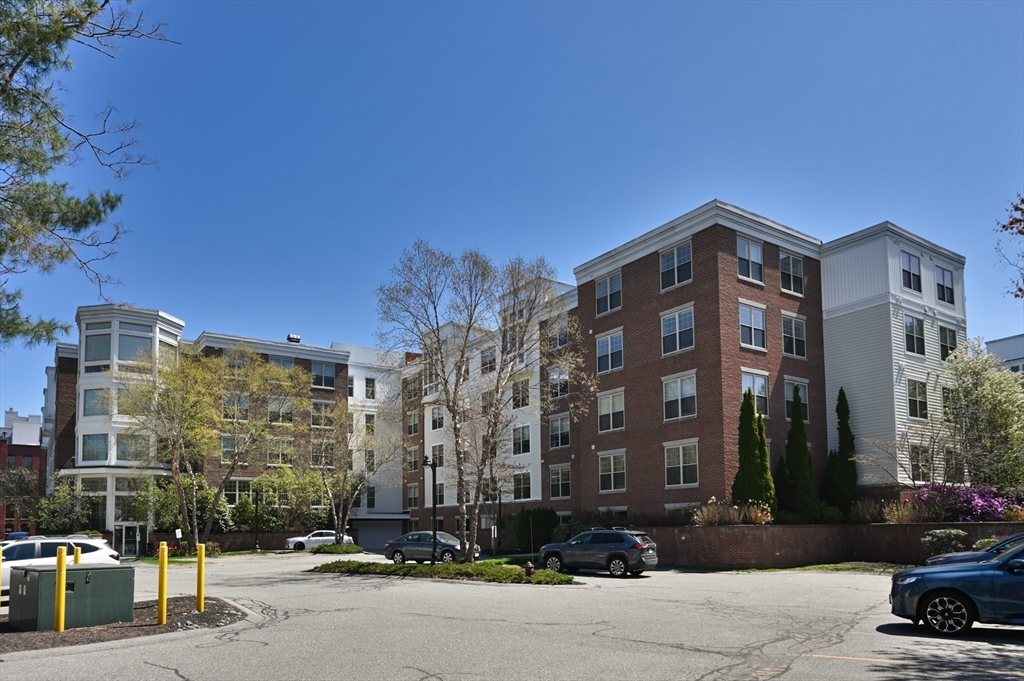 248 Albion St #324 Wakefield, MA 01880