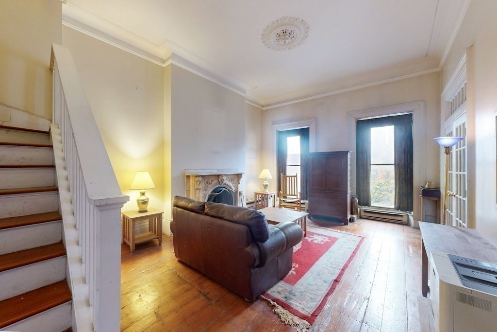 1666 Washington St #2