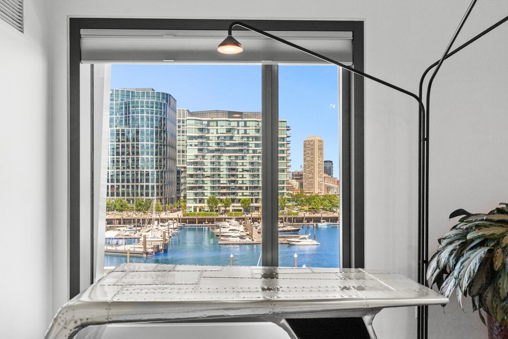 300 Pier 4th Blvd #5C Boston, MA 02210 300 Pier 4th Blvd #5C Boston, MA 02210