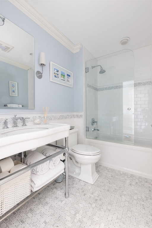 1 Huntington Ave #1204 Boston, MA 02116