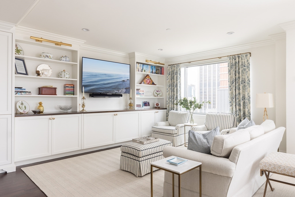 1 Huntington Ave #1204 Boston, MA 02116