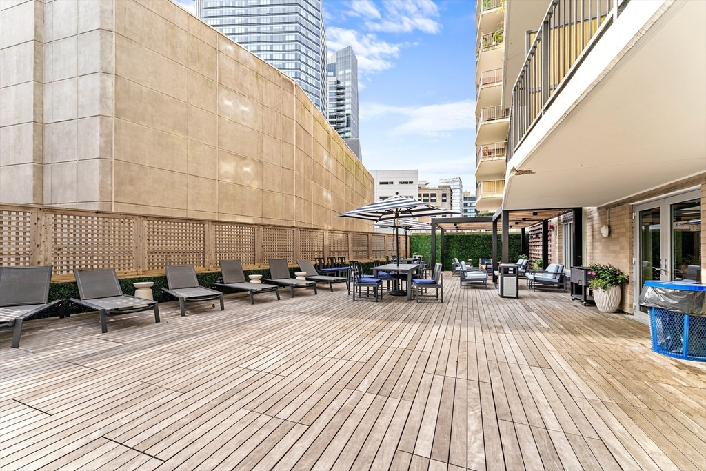 151 Tremont St #19T Boston, MA 02111