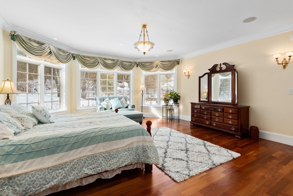 5 Hamlins Xing Dover, MA 02030