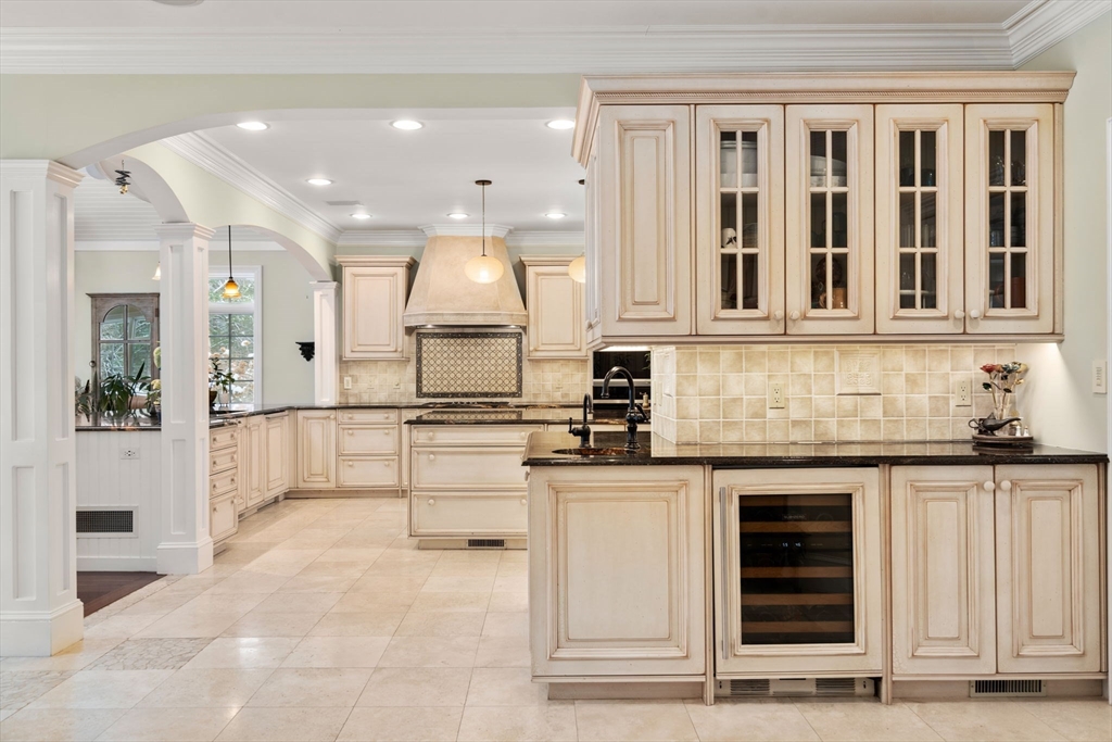 5 Hamlins Xing Dover, MA 02030