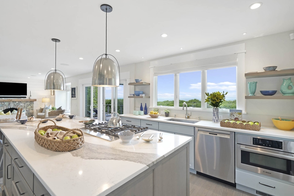 63 Putnam Rd Chilmark, MA 02535