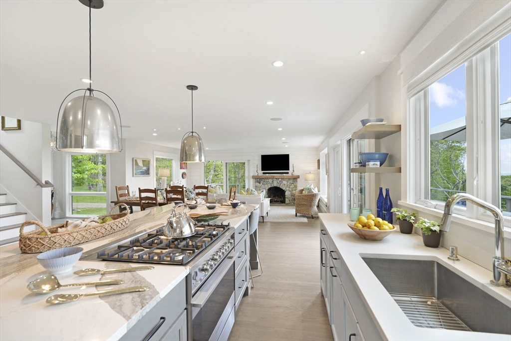 63 Putnam Rd Chilmark, MA 02535