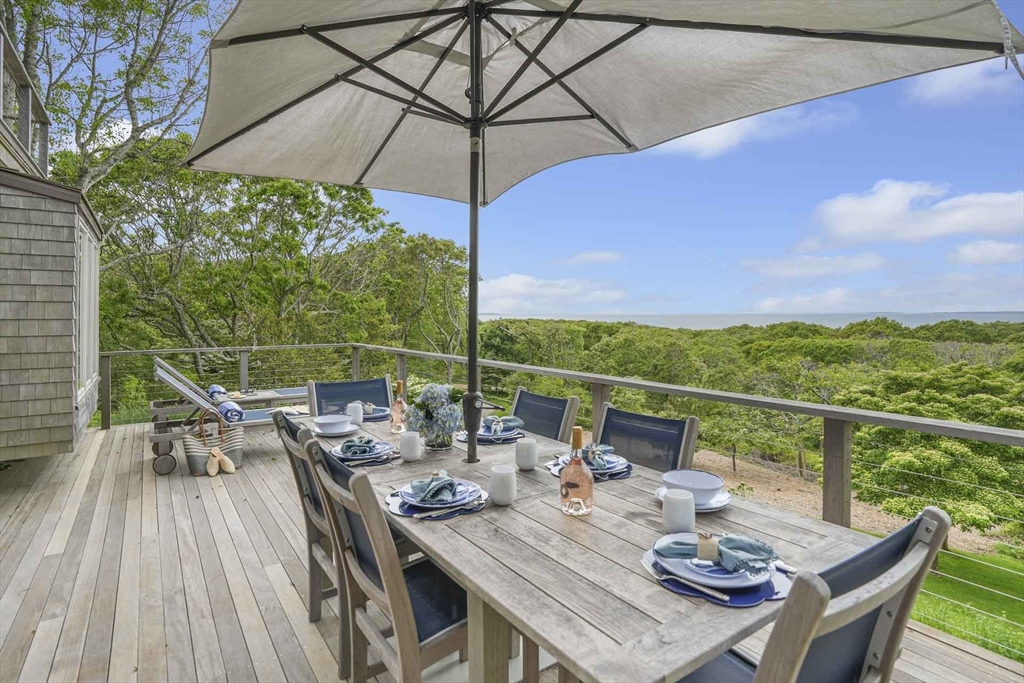 63 Putnam Rd Chilmark, MA 02535