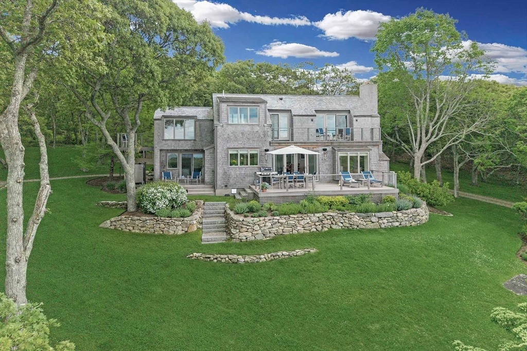 63 Putnam Rd Chilmark, MA 02535