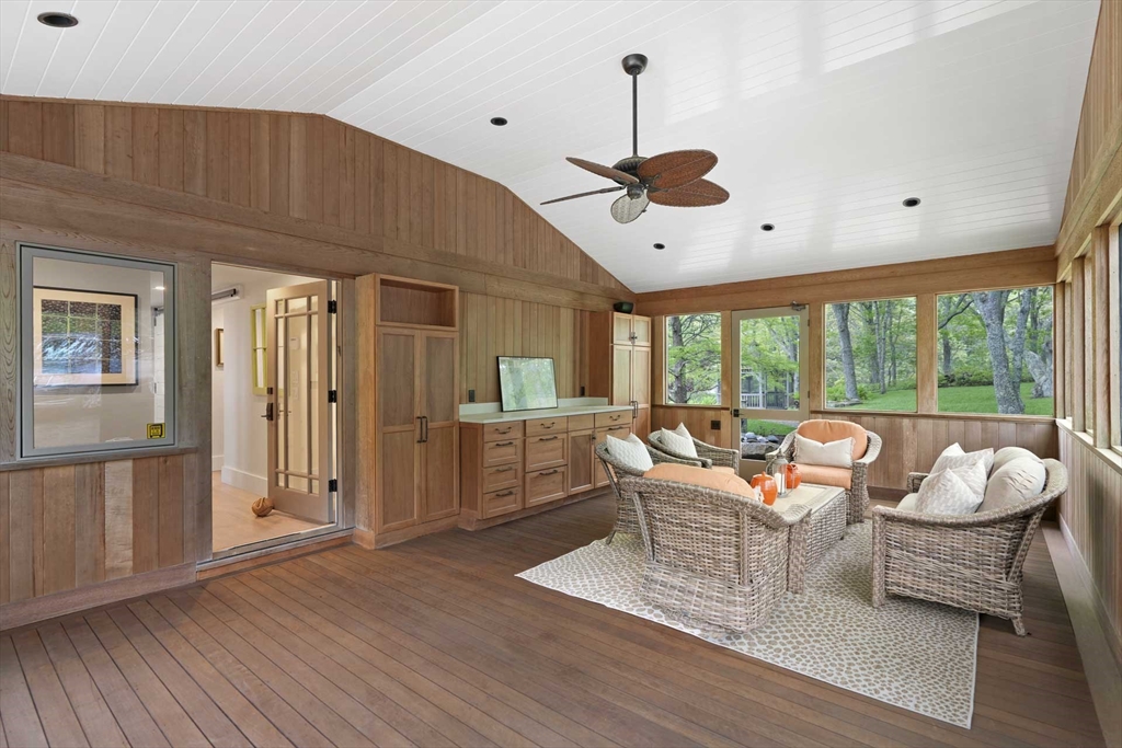 63 Putnam Rd Chilmark, MA 02535