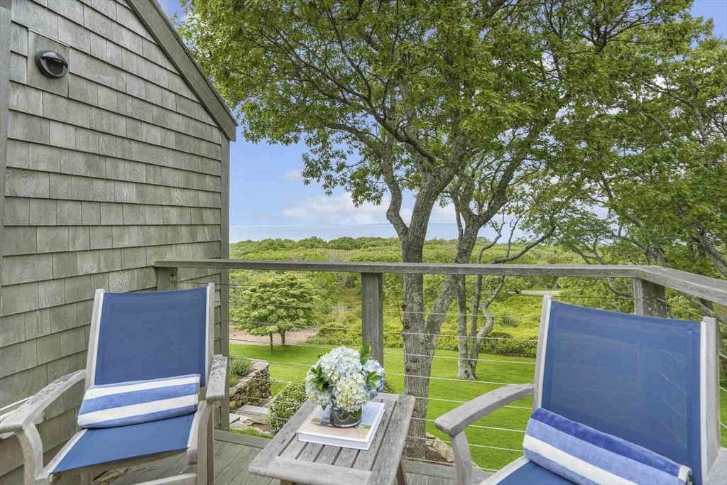63 Putnam Rd Chilmark, MA 02535