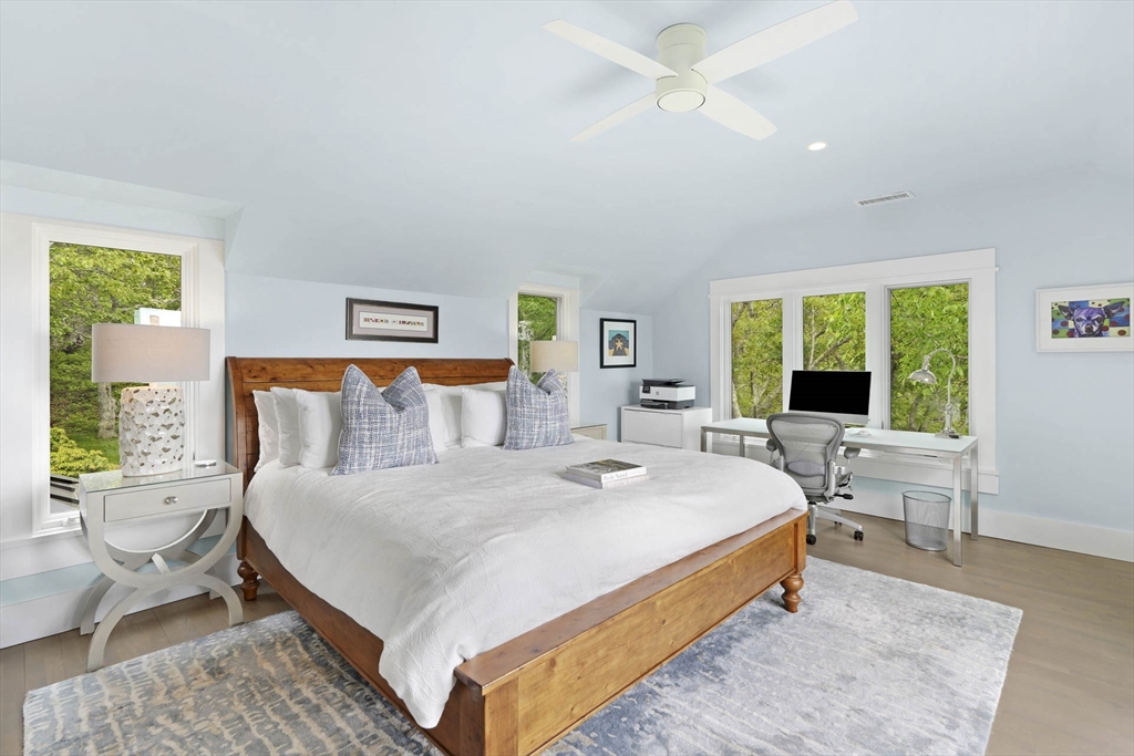 63 Putnam Rd Chilmark, MA 02535