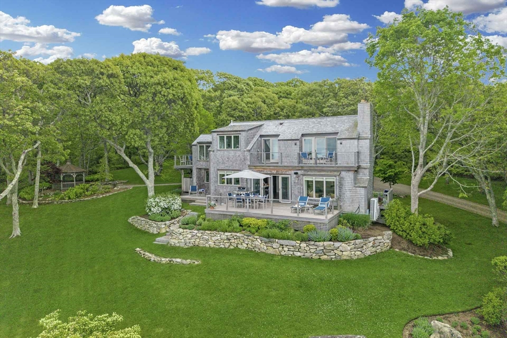 63 Putnam Rd Chilmark, MA 02535
