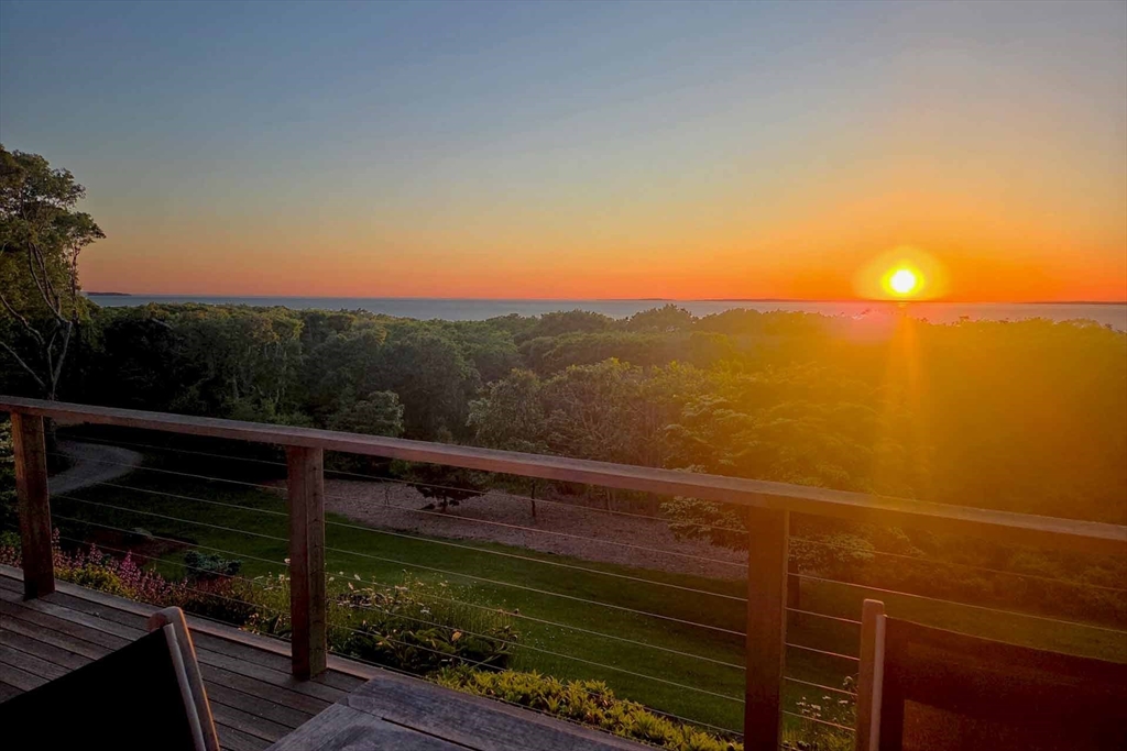 63 Putnam Rd Chilmark, MA 02535