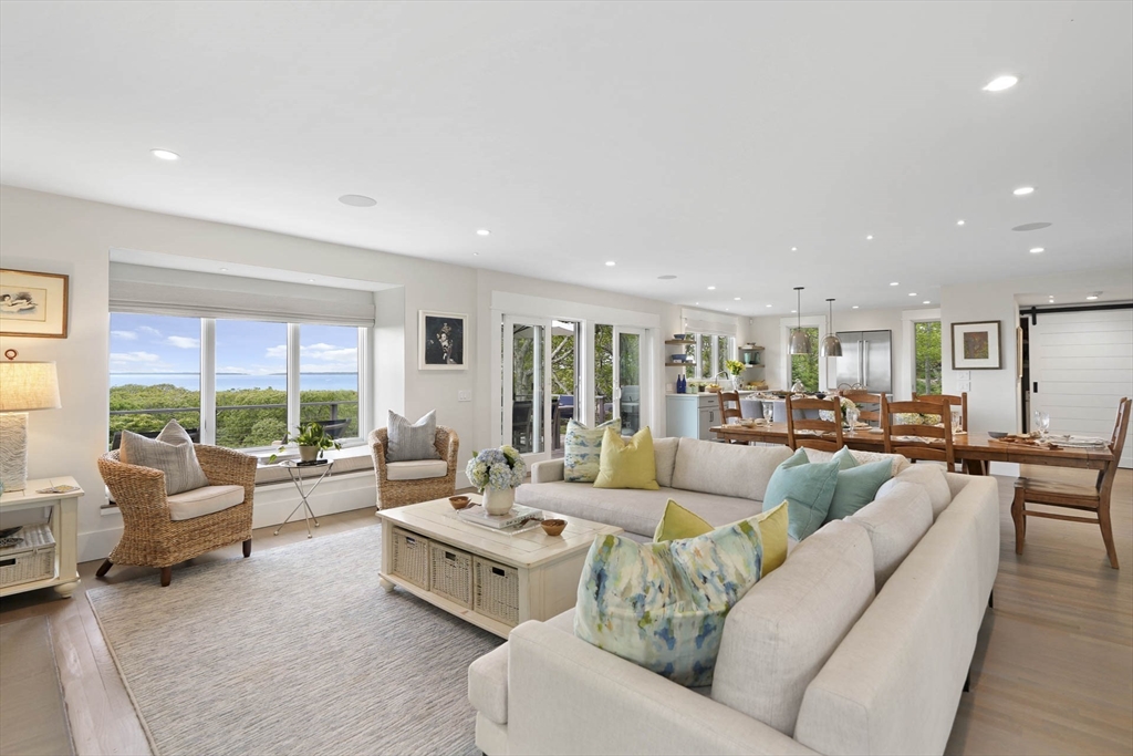 63 Putnam Rd Chilmark, MA 02535