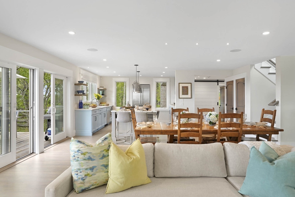 63 Putnam Rd Chilmark, MA 02535