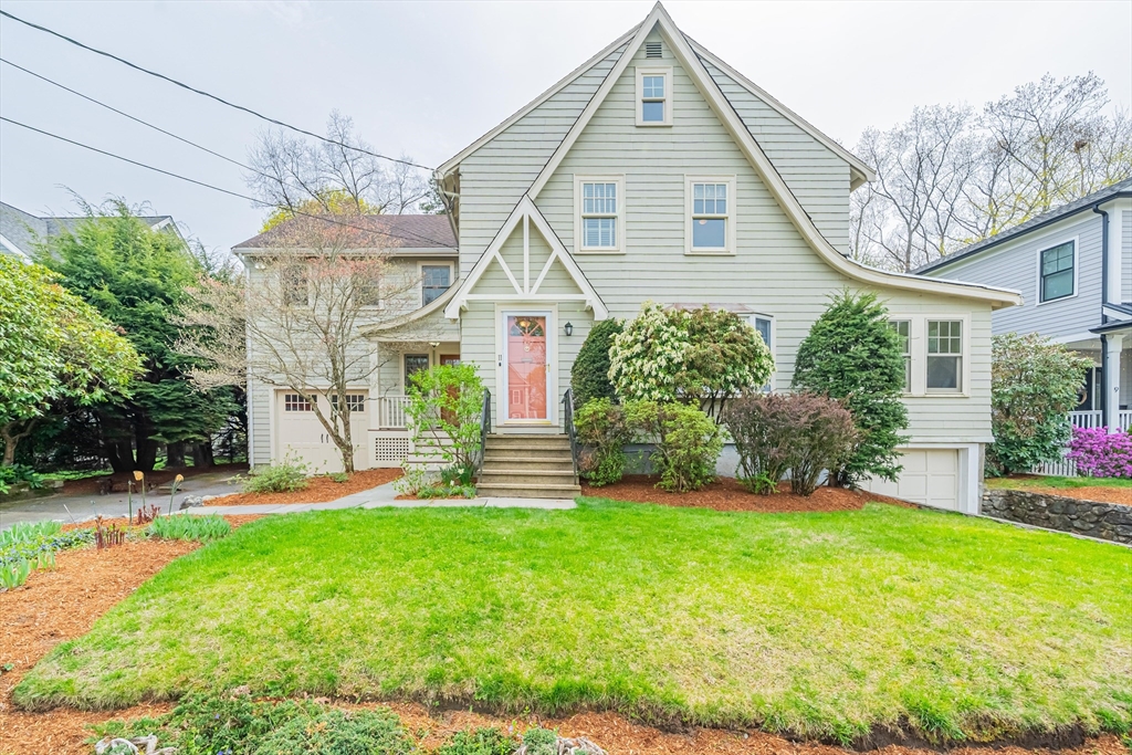 11 Hilltop Ave