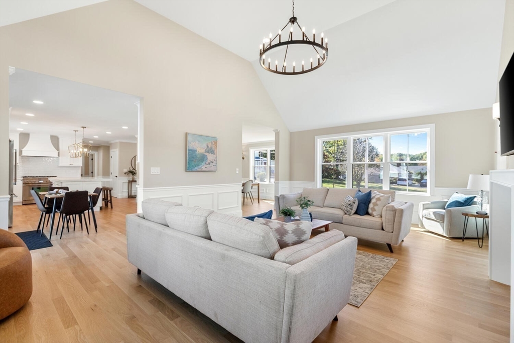 199 Nahant St Wakefield, MA 01880 199 Nahant St Wakefield, MA 01880