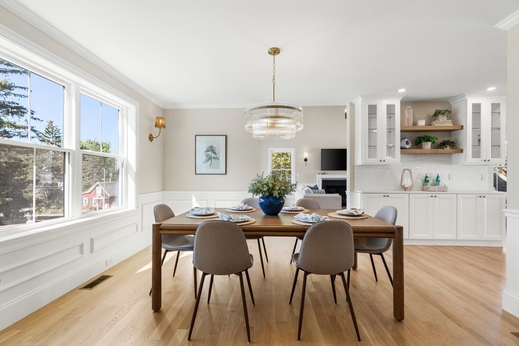 199 Nahant St Wakefield, MA 01880 199 Nahant St Wakefield, MA 01880