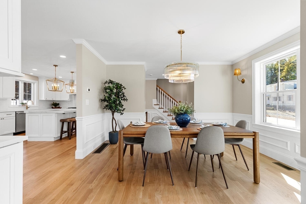 199 Nahant St Wakefield, MA 01880 199 Nahant St Wakefield, MA 01880