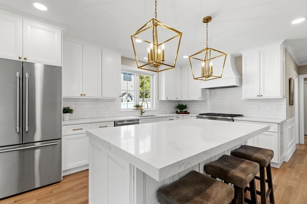 199 Nahant St Wakefield, MA 01880 199 Nahant St Wakefield, MA 01880