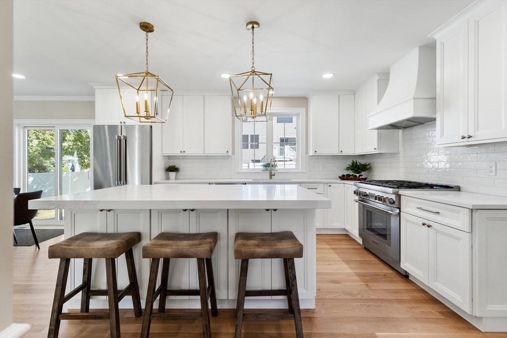 199 Nahant St Wakefield, MA 01880 199 Nahant St Wakefield, MA 01880