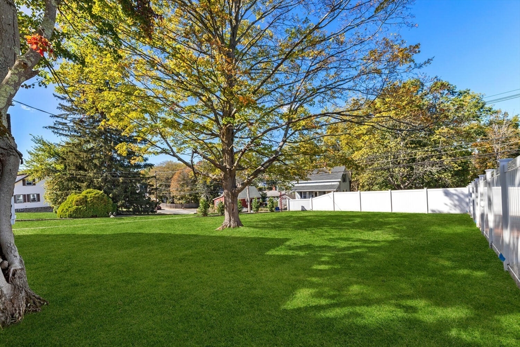 199 Nahant St Wakefield, MA 01880 199 Nahant St Wakefield, MA 01880
