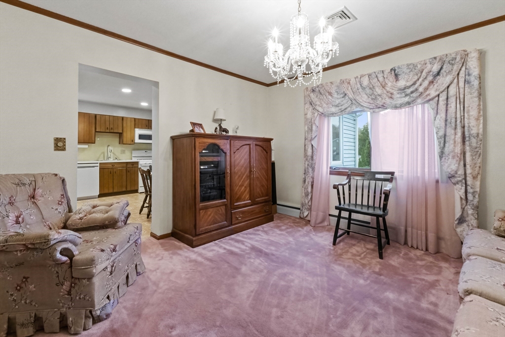 55 West Park Dr Wakefield, MA 01880 55 West Park Dr Wakefield, MA 01880