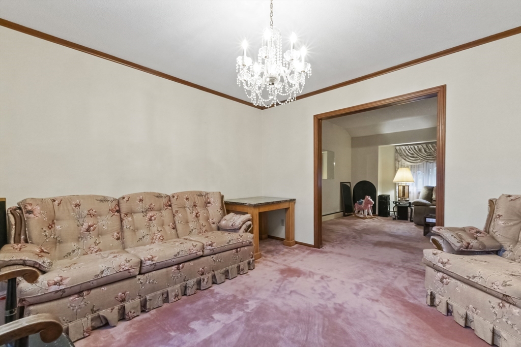 55 West Park Dr Wakefield, MA 01880 55 West Park Dr Wakefield, MA 01880