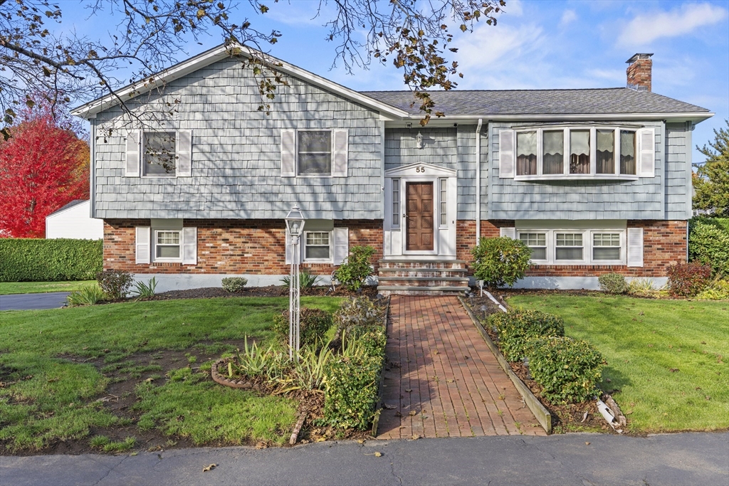 55 West Park Dr Wakefield, MA 01880 55 West Park Dr Wakefield, MA 01880