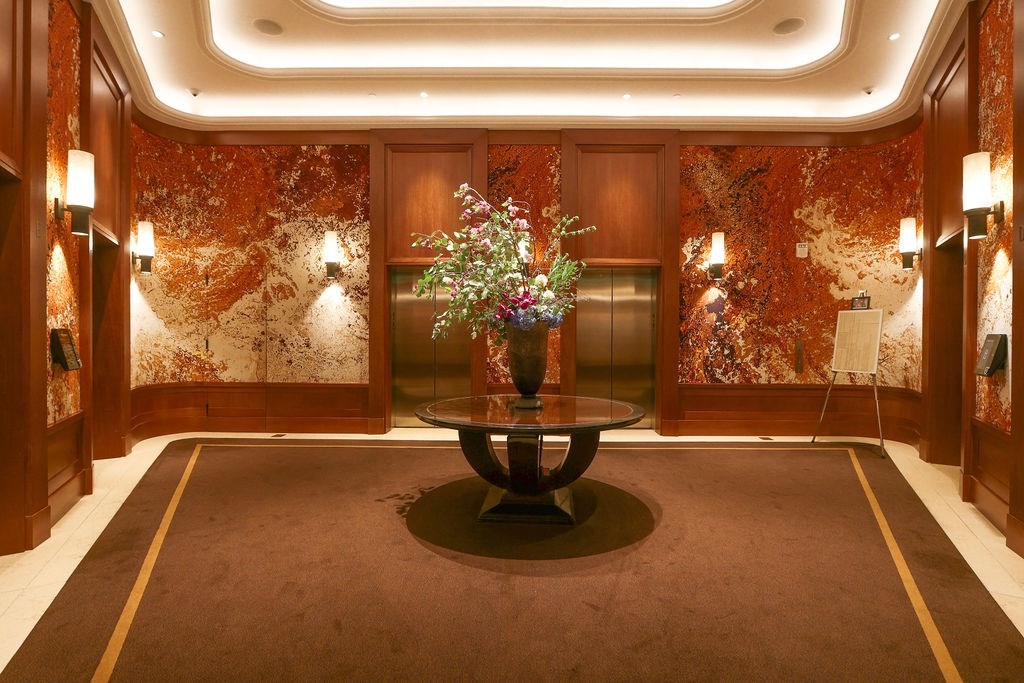 1 Dalton St #3205 Boston, MA 02115