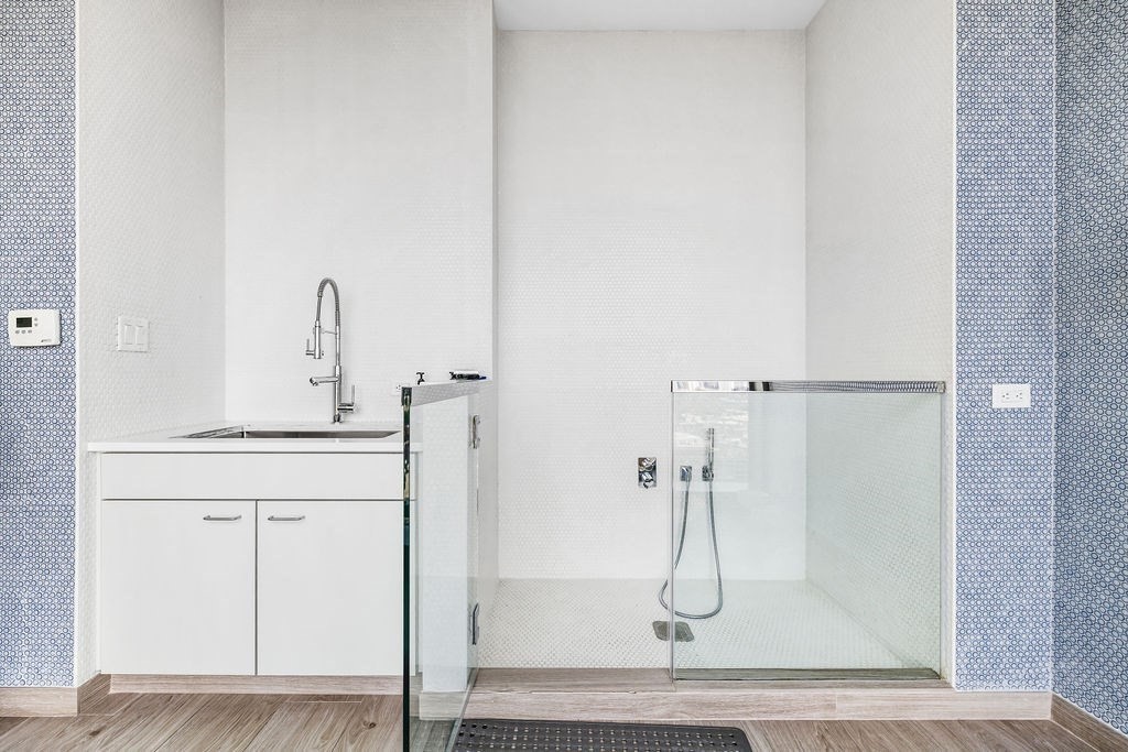 1 Dalton St #3205 Boston, MA 02115