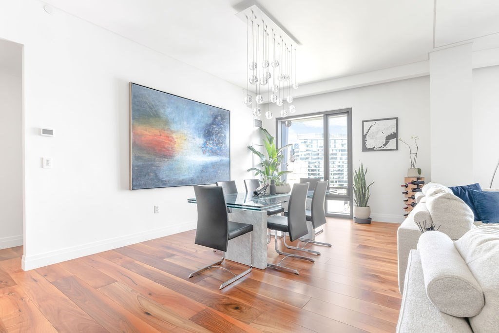 300 Pier 4th Blvd #8A Boston, MA 02210