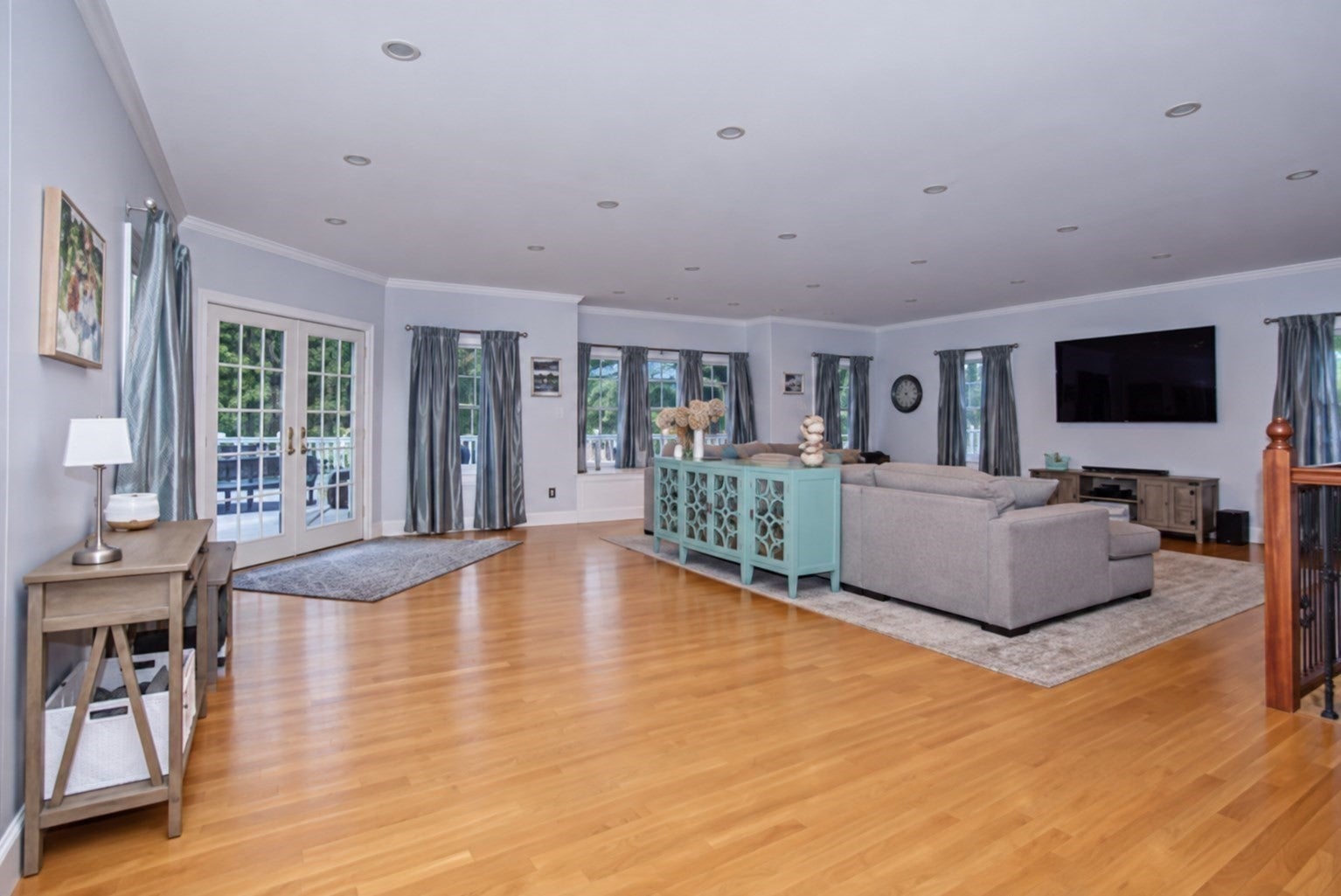 84 Spg St Wakefield, MA 01880