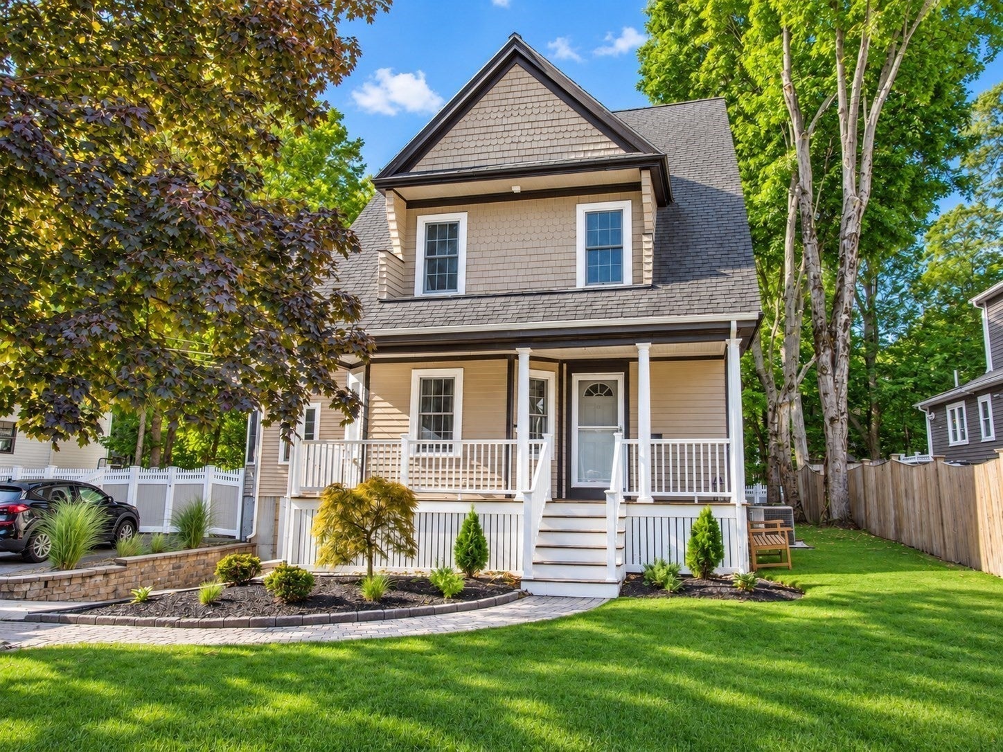 84 Spg St Wakefield, MA 01880