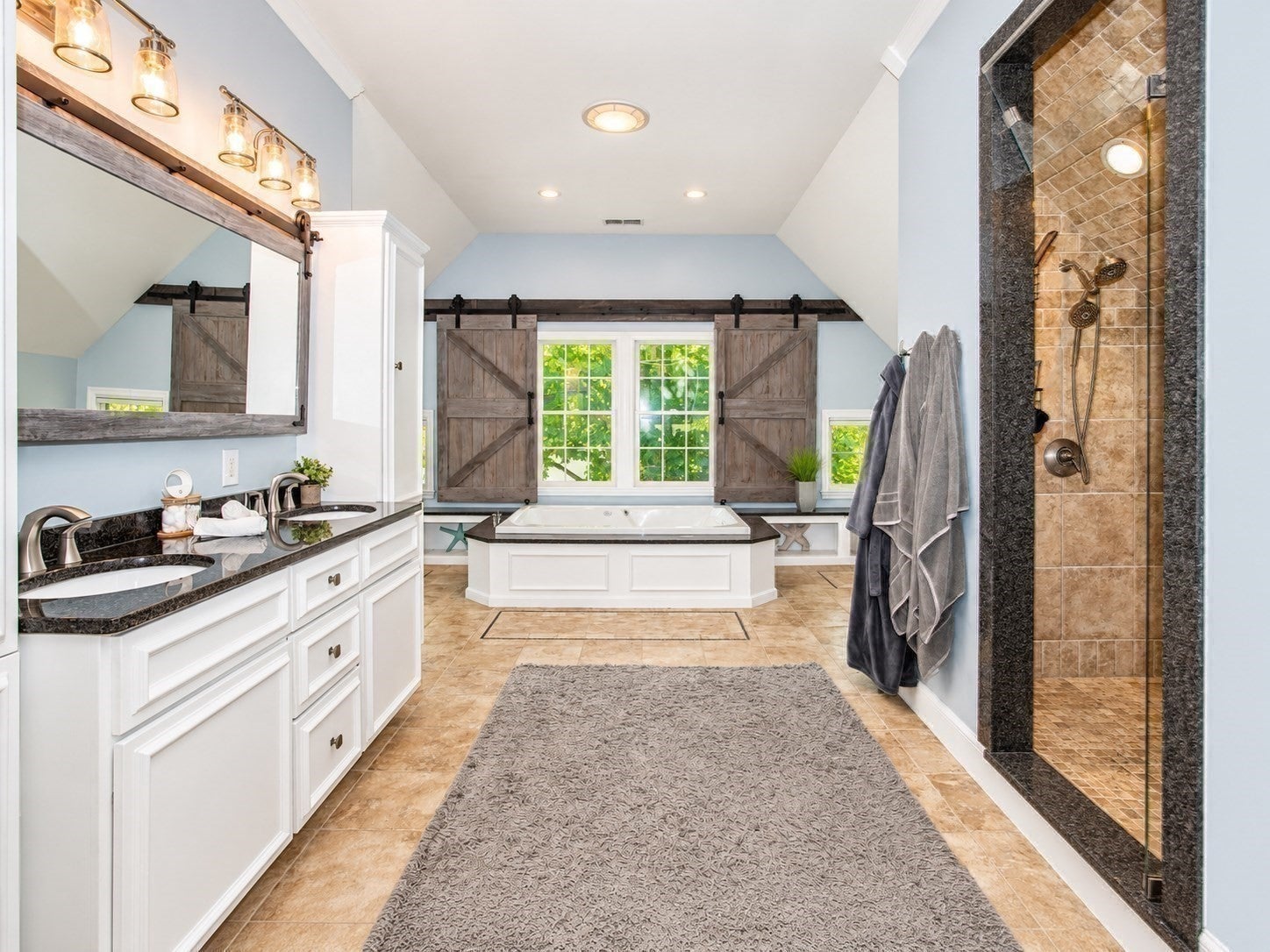 84 Spg St Wakefield, MA 01880