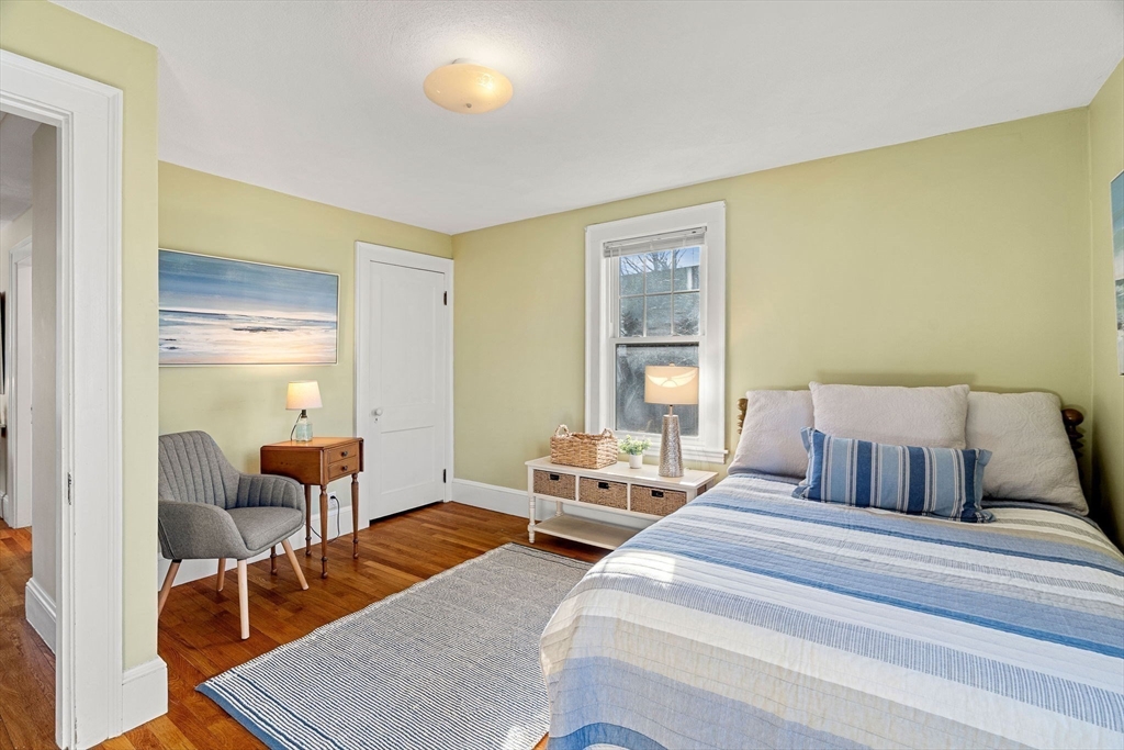 24 Gladstone St Wakefield, MA 01880